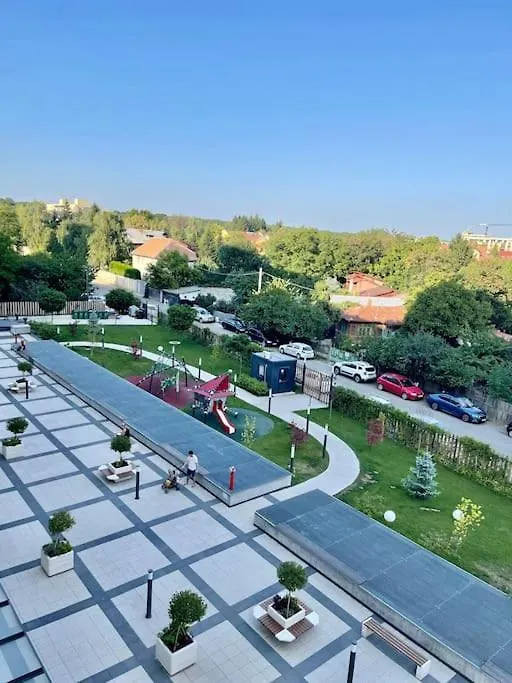 Cozy Apartament In The Northern Part Of Bucharest Apartment